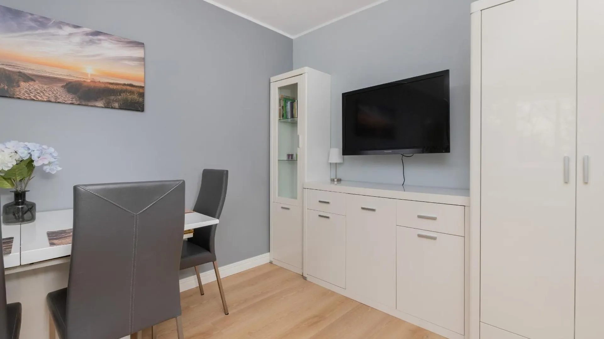 Unique Apartment With A Balcony In Sopot By Rent Like Home